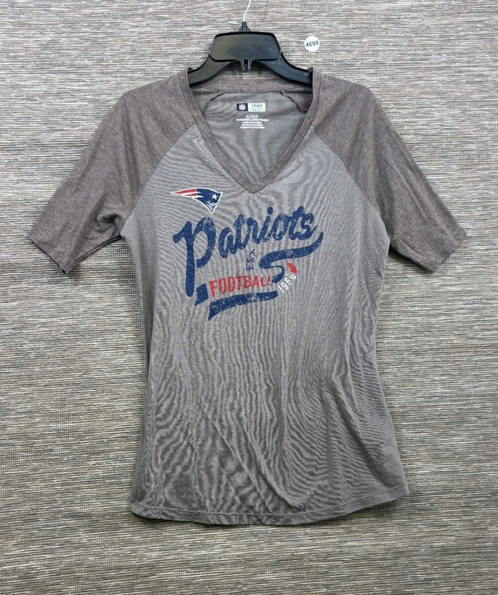 New England Patriots Womens V-Neck Shirt Size XL Gray Short Sleeve Team Apparel